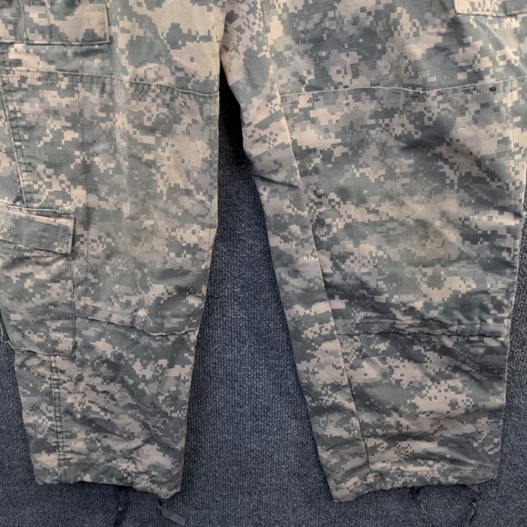 U.S. Army Combat Uniform Trousers Digital Camo Size M Green Tan Military - Picture 7 of 14
